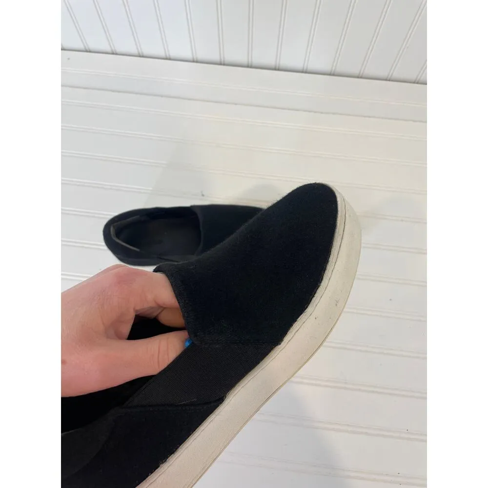 Vince. Warren Black Suede Sneaker Pull on Womens Size 8.5 - Image 6