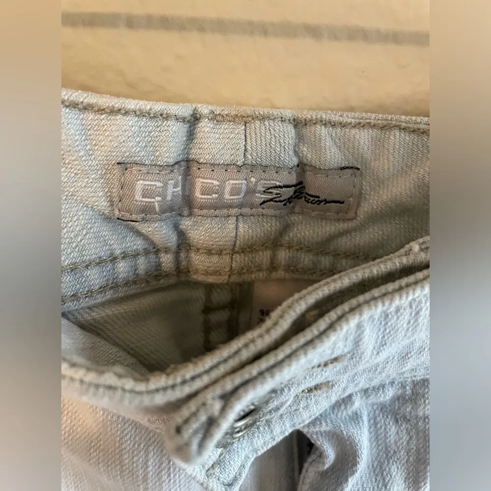 Chico’s Platinum Roll Cuff Light Blue Crop Jeans - Image 7