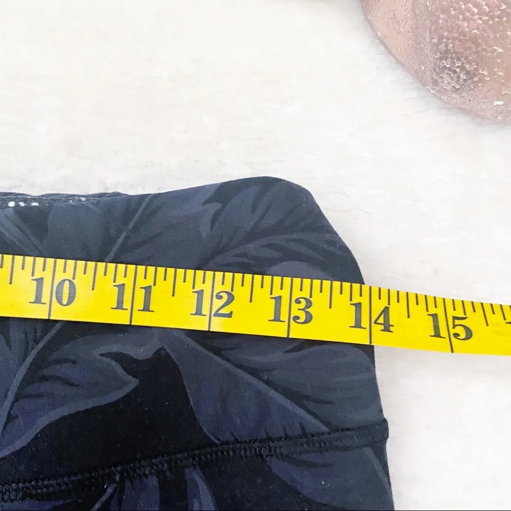 Scorpio Sol Capri Leggings Tropical - Image 6