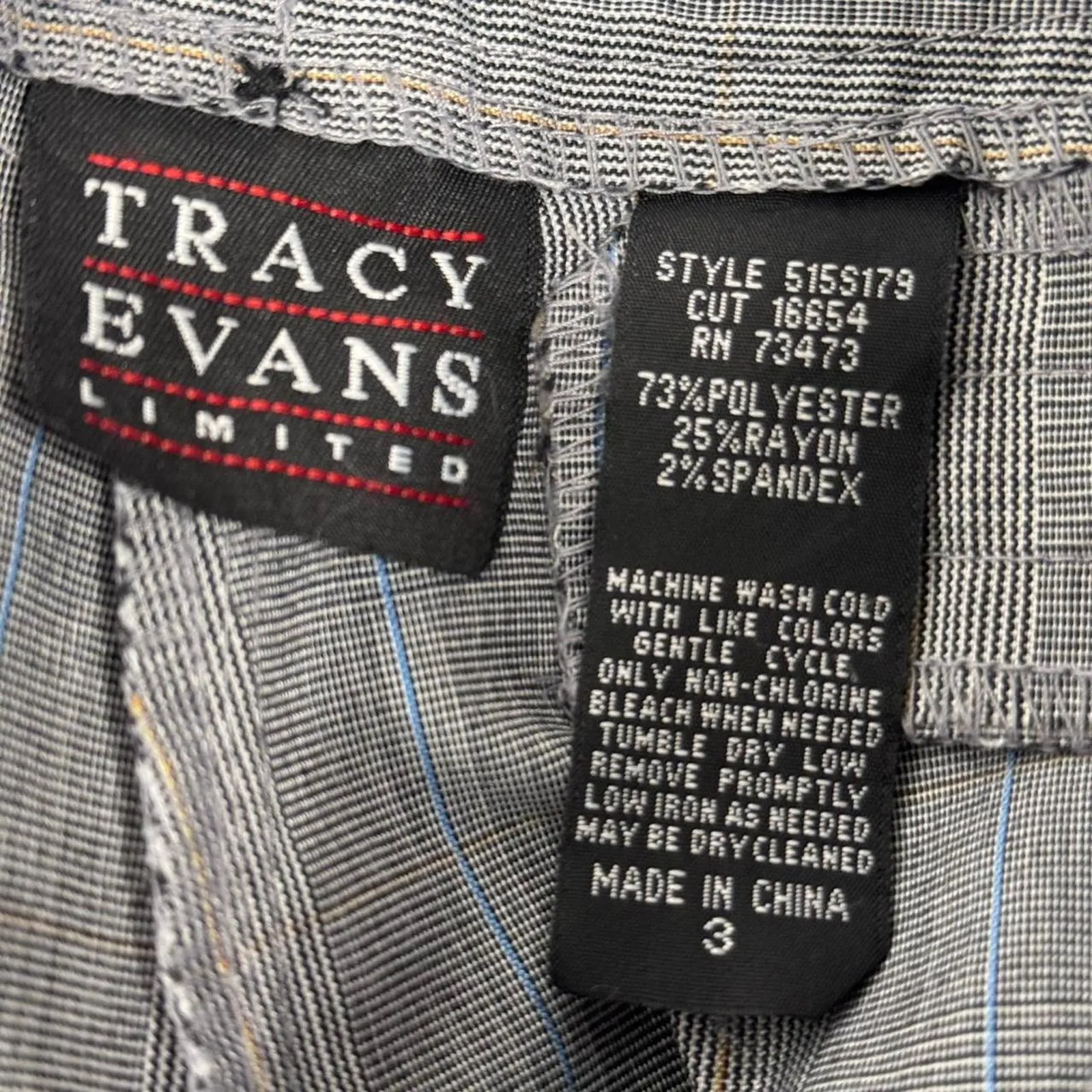 Y2K Cuffed Dress Shorts Low Rise Pleated Buttons Size 3 - Image 6