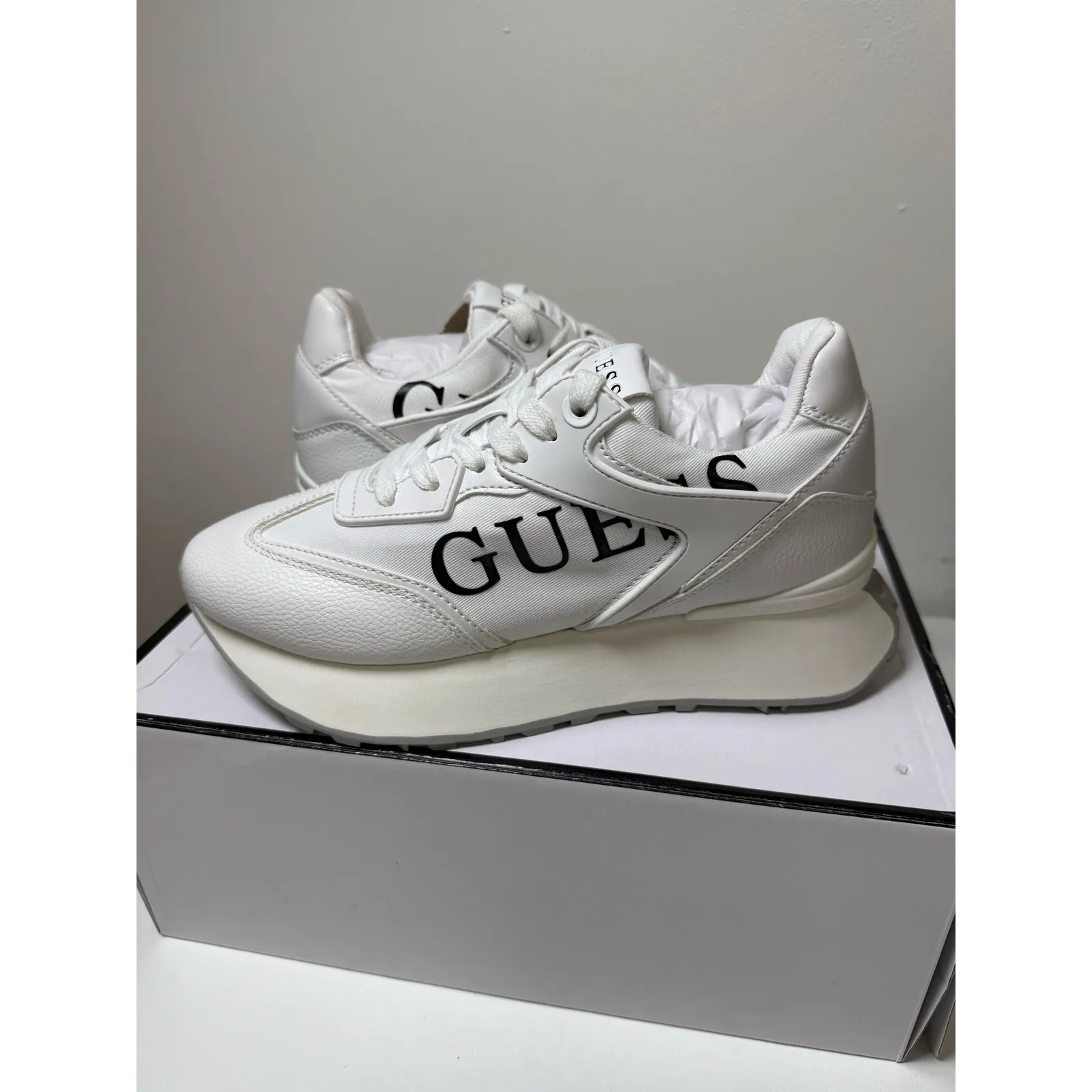 Guess Womens Luchia - Image 8