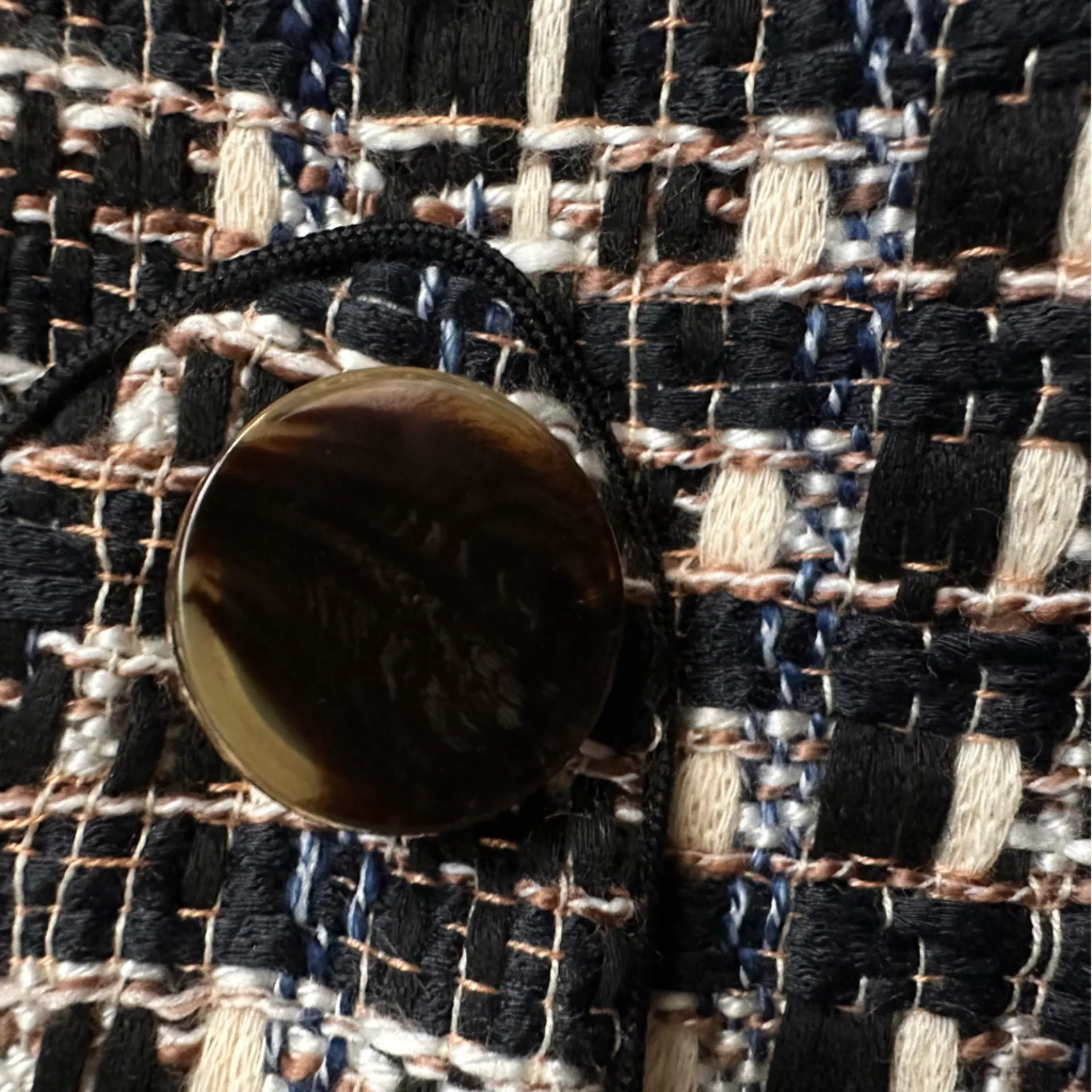 Ann Taylor Petite Tweed Mini Skirt Black White Metallic 2P Button Detail Lined - Image 6