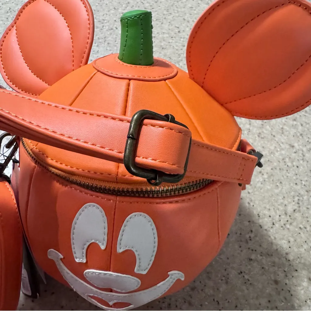 Disney Loungefly Mickey Mouse Pumpkin Head Crossbody Halloween Bag - Image 5
