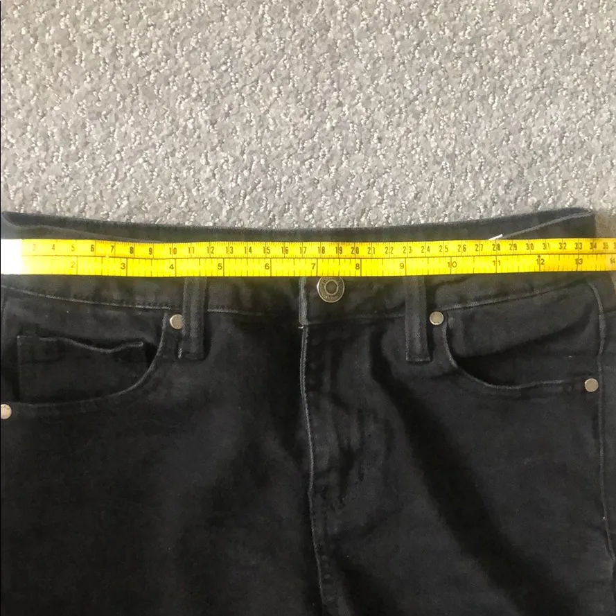 JOA V-Hem Raw/Frayed Hem Jeans - - Image 10