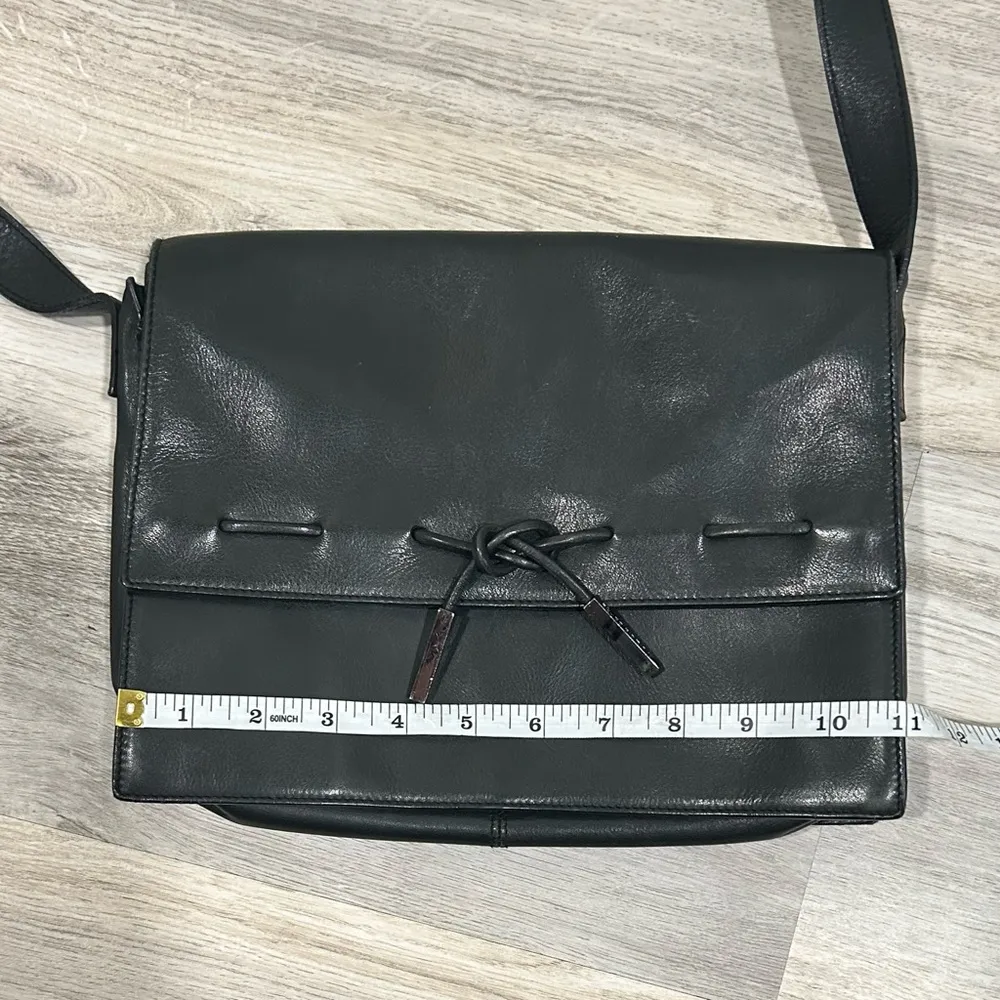 Vintage Liz Claiborne Genuine Leather Shoulder Bag Black Cowhide Handbag Purse - Image 11