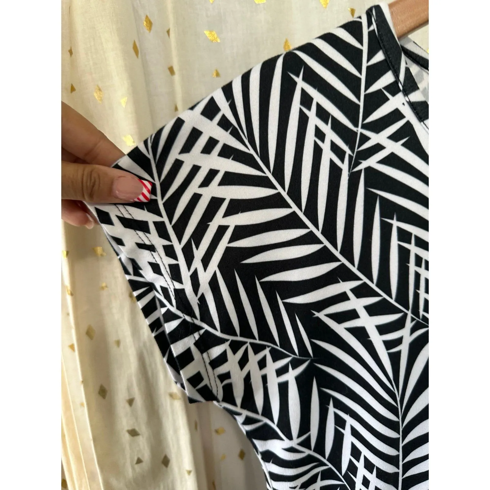 Hula Bay Juniors Hawaiian Tropical Palm Leaves Stretch Mini T - Image 3