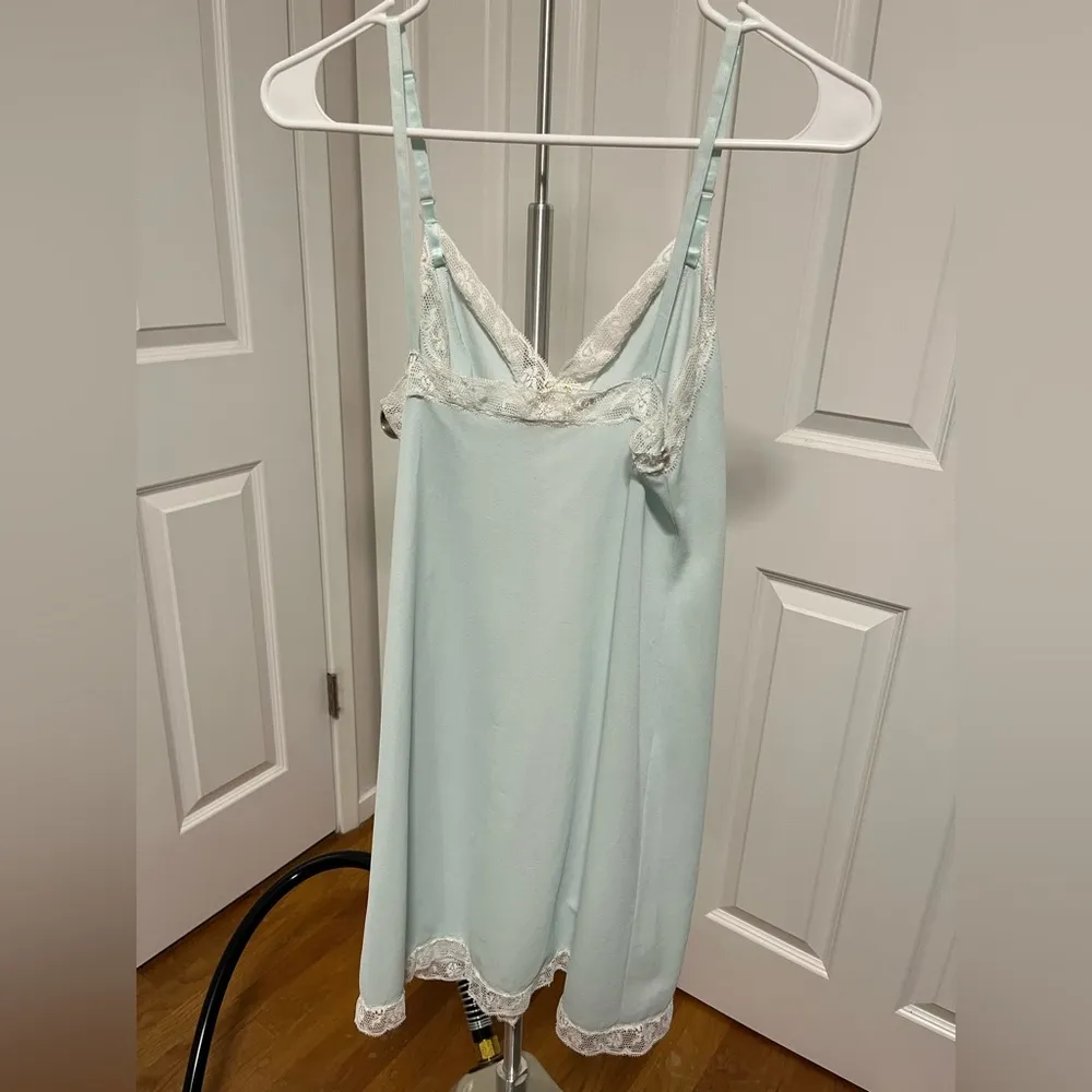 Vintage  Nightgown - Image 2