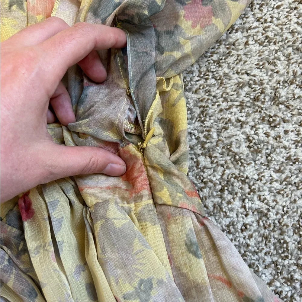 Farrow Yellow V - Image 6