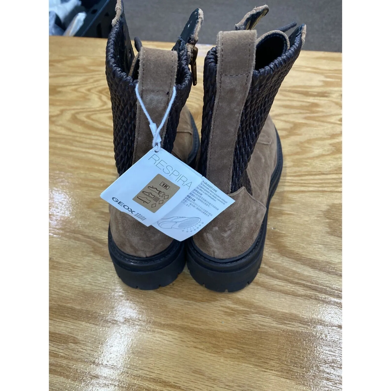 Geox Respira Combat Boots Women's 8.5 Brown Suede Lace Up High Top Round Toe S42 - Image 3