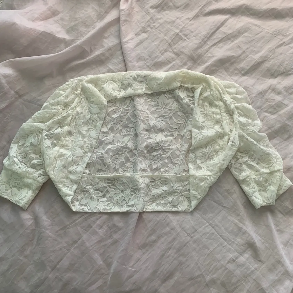 mini lace  cardigan - Image 4