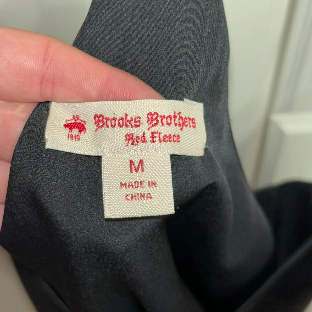 Brooks Brothers black 100% Silk Charmeuse Cami Size - Image 2