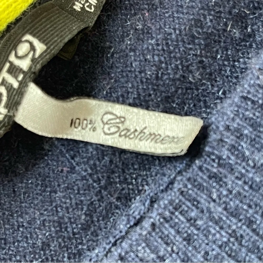 APT 9. Vintage 90’s Y2K Cashmere Sweater Preppy Schoolgirl Sweater Geometric - Image 7