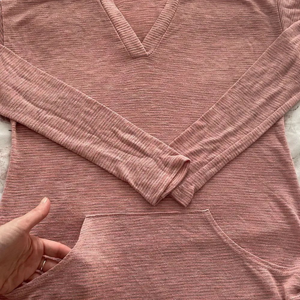 Ginger G women’s pink ribbed hooded lightweight w/side ties sweater, size S - Image 4