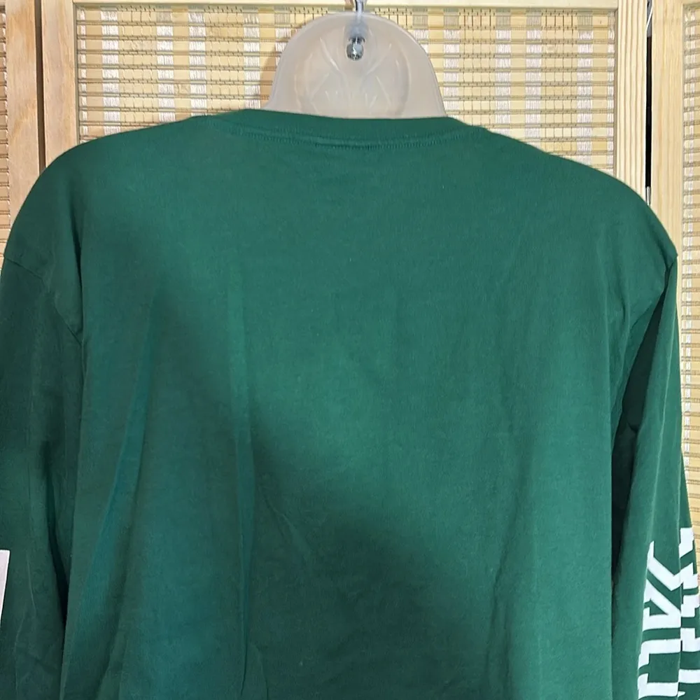 PINK Victoria's Secret Cropped Green White Long Sleeved Tee Shirt Medium - Image 10