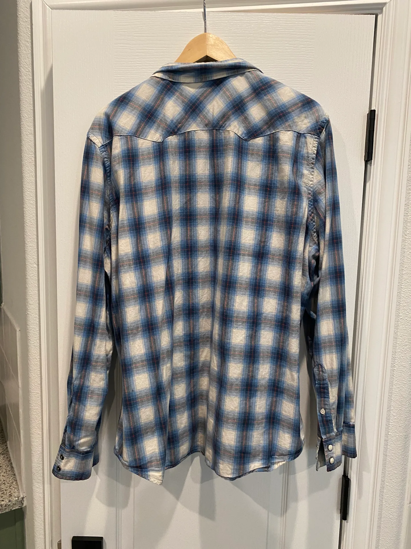 American Eagle Flannel Button Up - Image 2