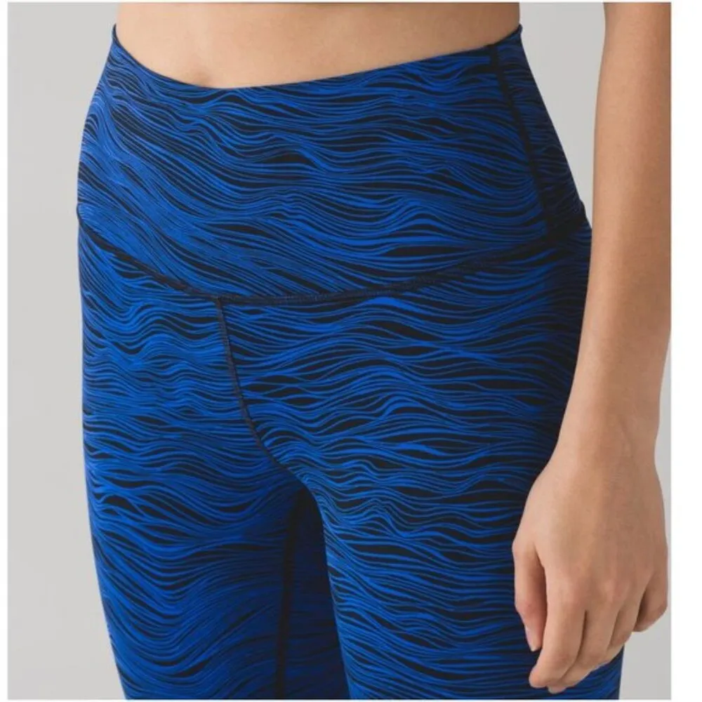 SoulCycle x Lululemon High Times Pant leggings in Life Lines Cerulean Size 10 - Image 6