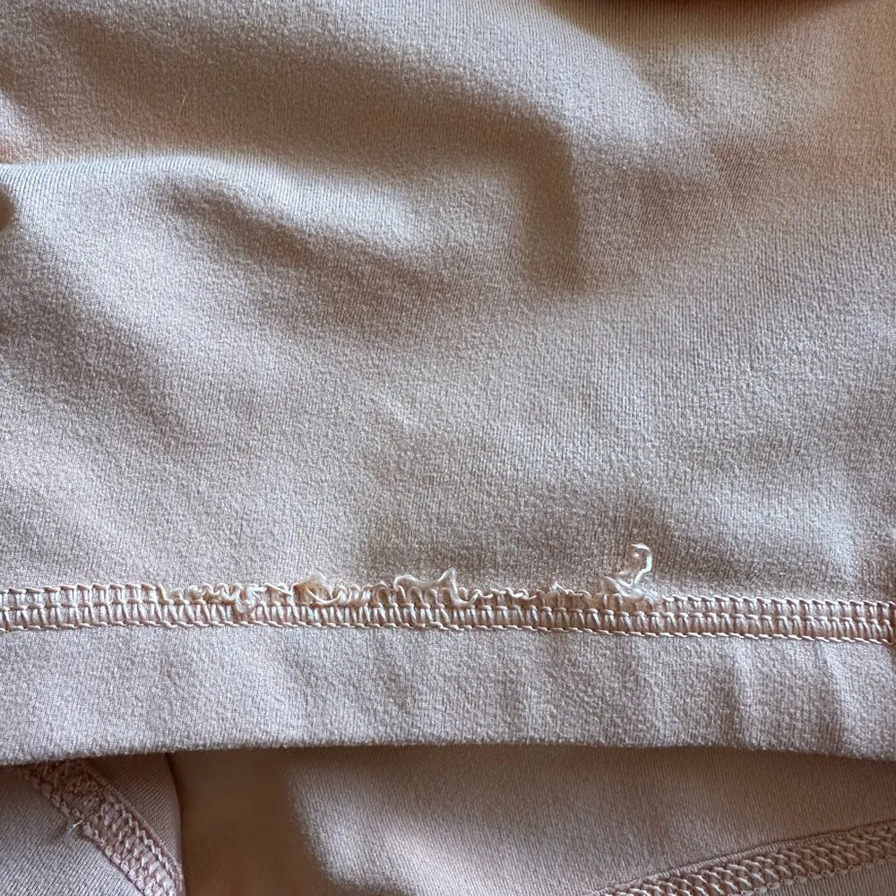 Offline by Aerie the Hugger Shorts size large - Image 5