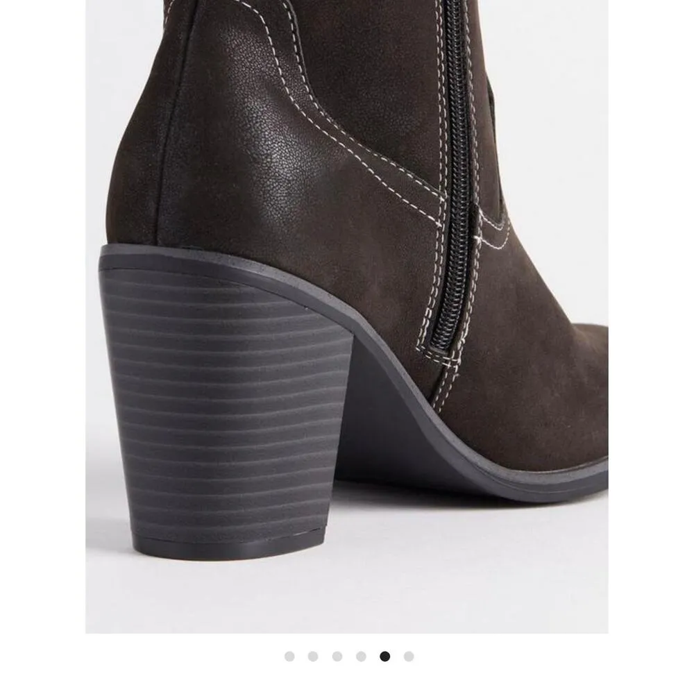 NWT TORRID Tall Shaft Heeled Western Boot Black Size 6 Wide Calf Country - Image 5