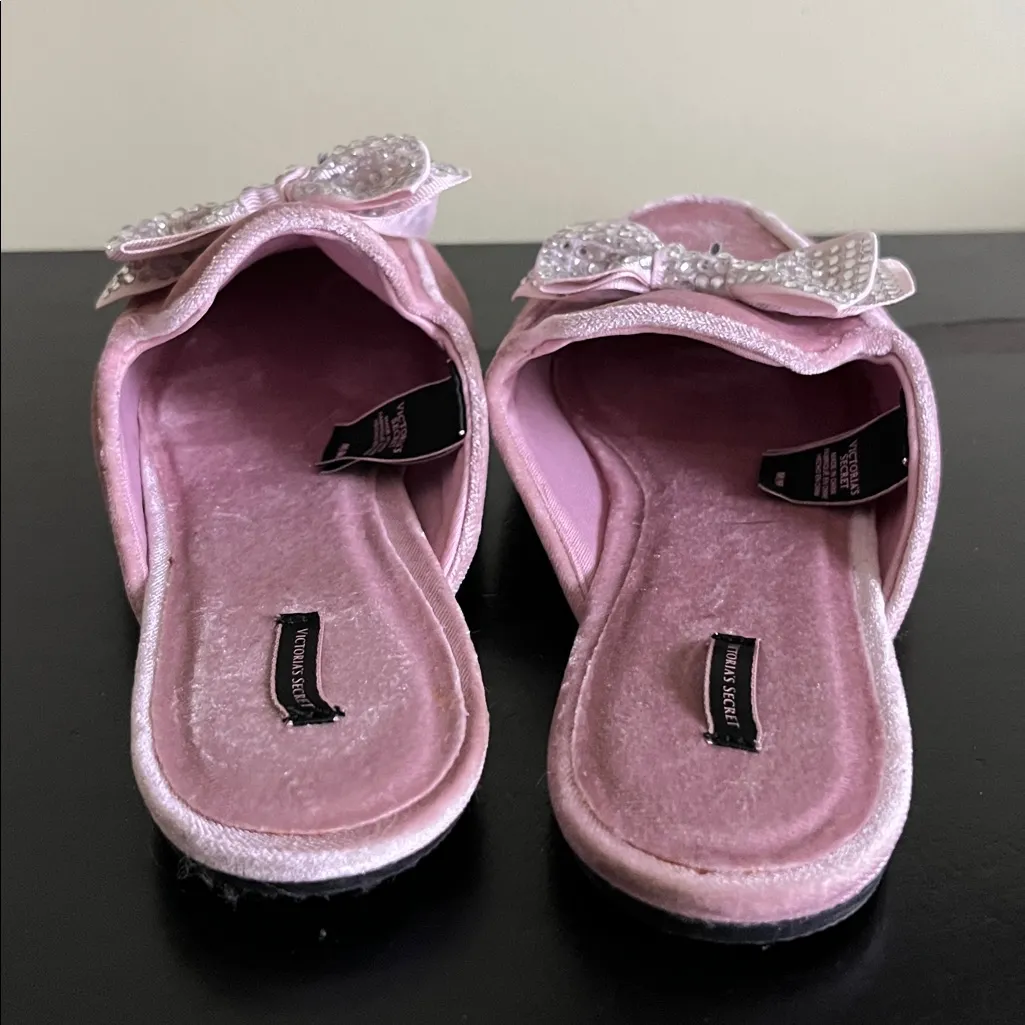 Victoria's Secret Rhinestone Bow Velvet Pink Slide Slipper - Image 6