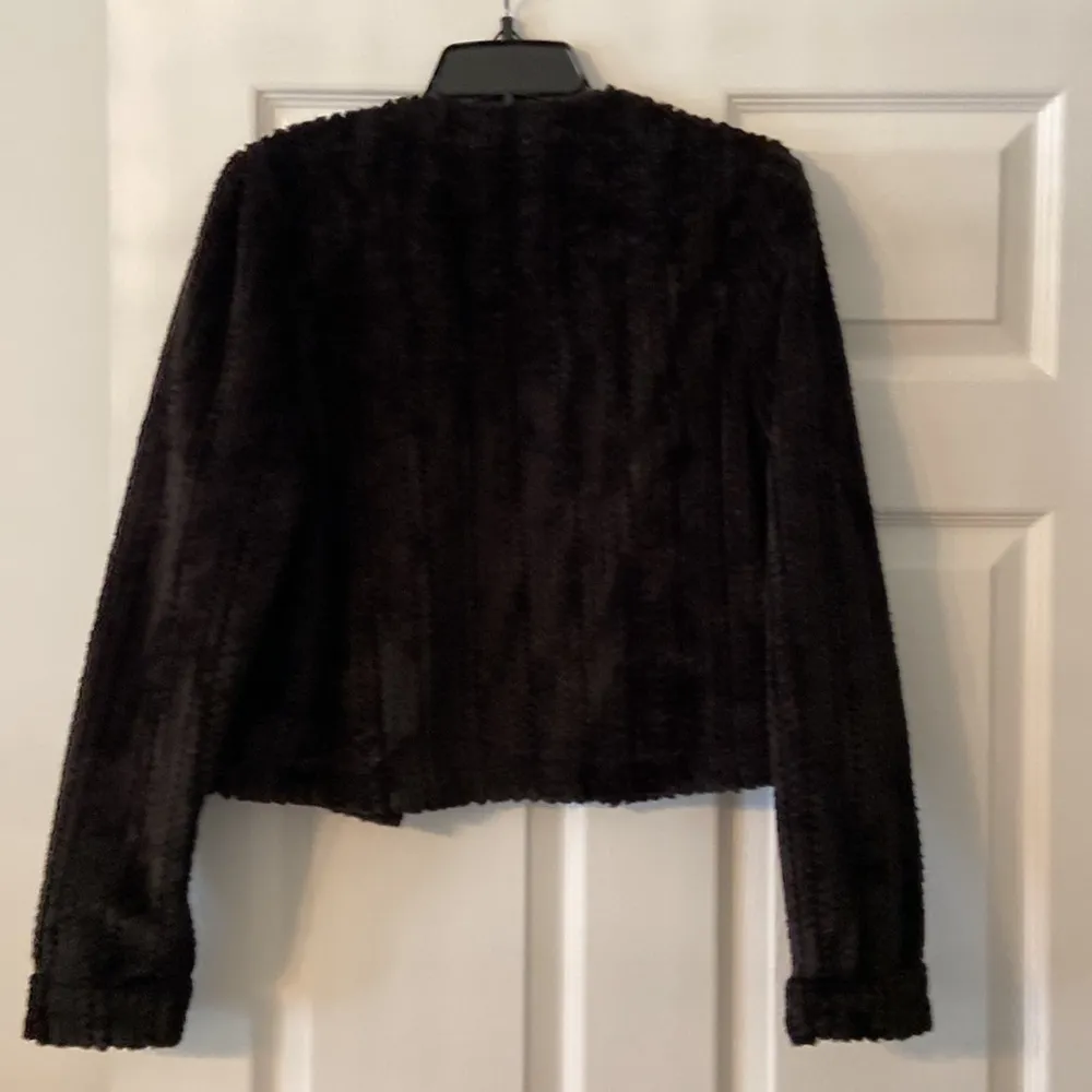 1.4.3. Story by Line Up Black and Gold Teddy Jacket size S length 20” bust 34” - Image 7