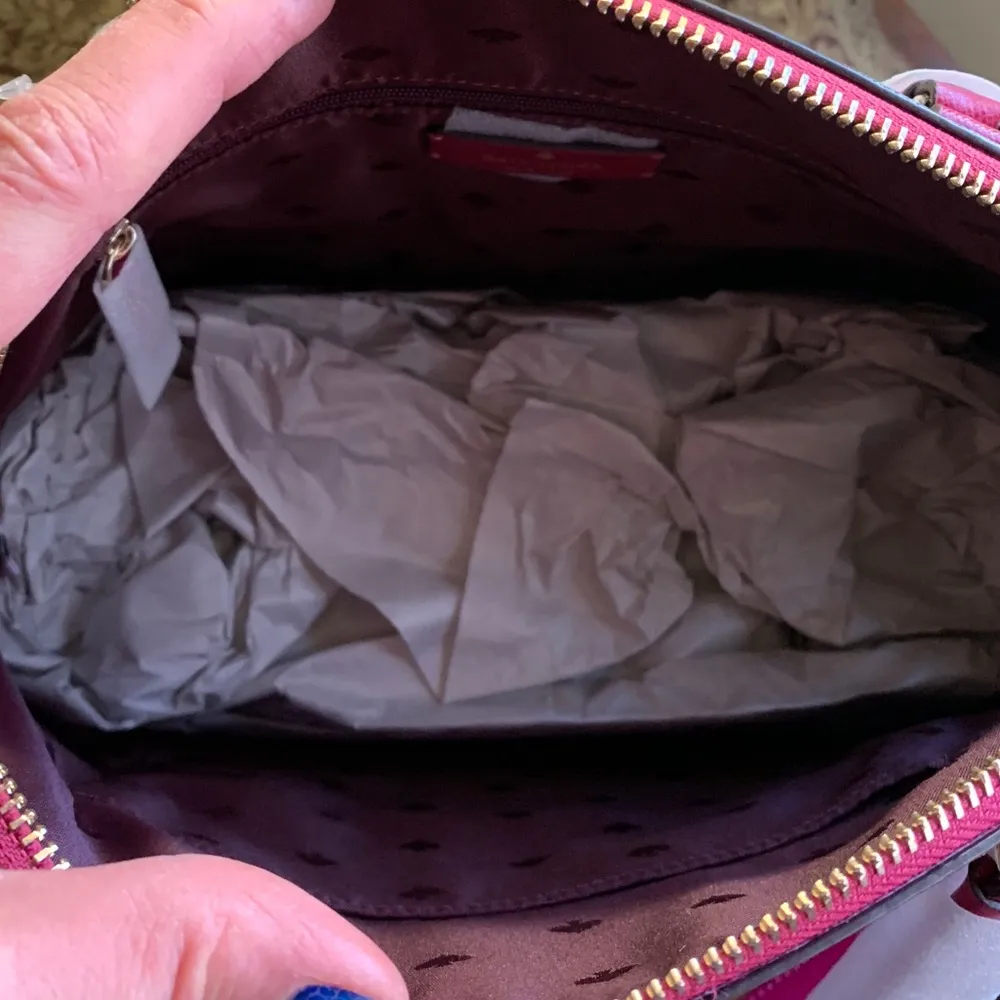 Authentic KATE SPADE leather top zip satchel/crossbody - Image 11