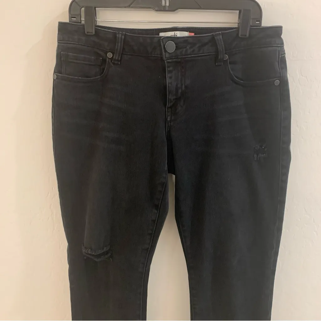 EUC CAbi Slim Boyfriend Distressed Black Wash Jeans Style 3387 Size 6 - Image 4