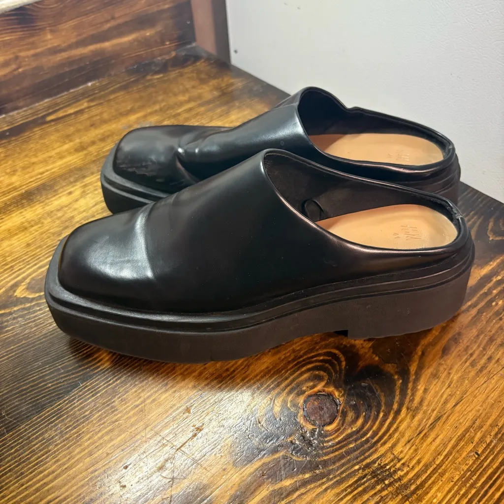 H&M‎ Black Platform Mules Size 41 (10) - Image 2