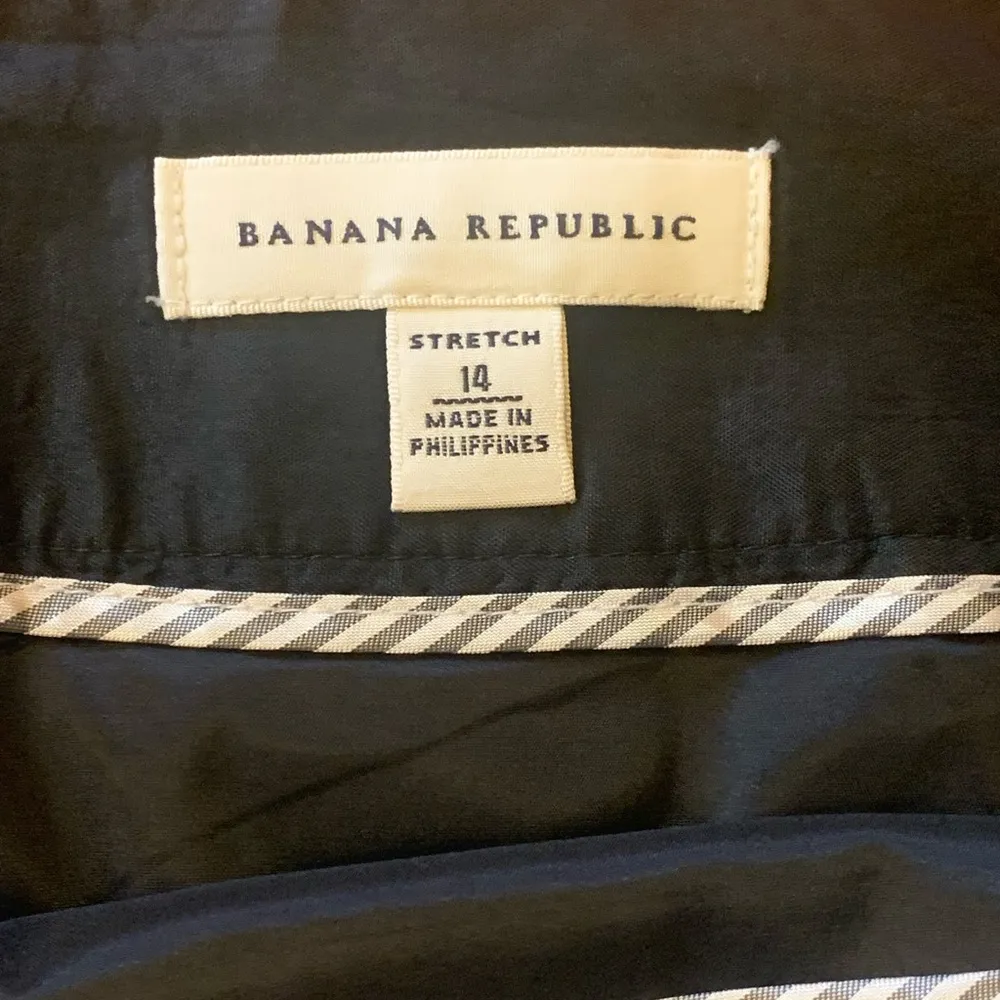 Banana Republic skirt women’s 14 black stretch lined pencil skirt back s… - Image 3