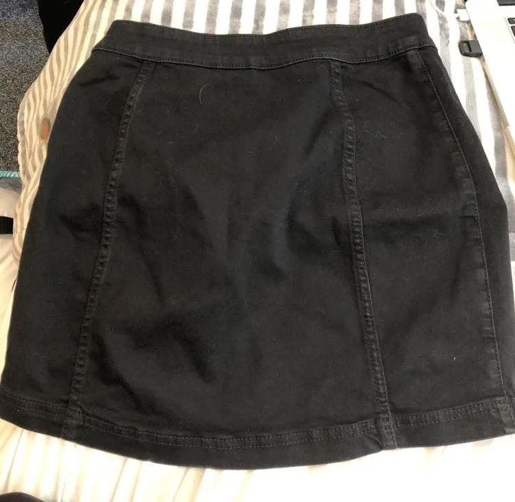 Free People Black Tortoise Button Skirt - Image 2