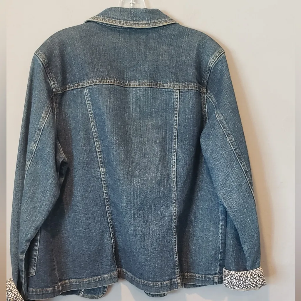Charter Club  Blue Denim Jacket with Patterned Lining - Image 2