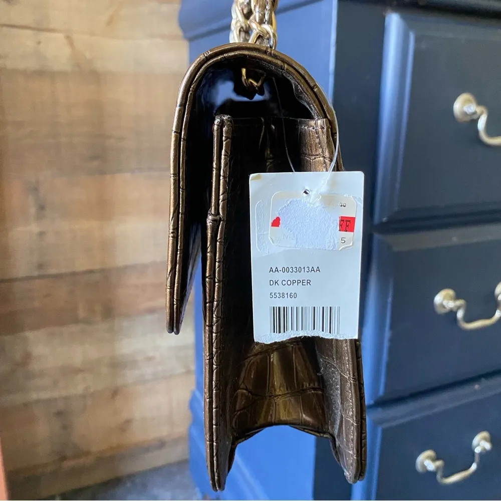 •Anne Klein faux leather crocodile shoulder bag NWT• - Image 5