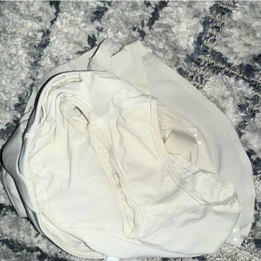 Lululemon  Embossed Fast and Free Short - Image 5