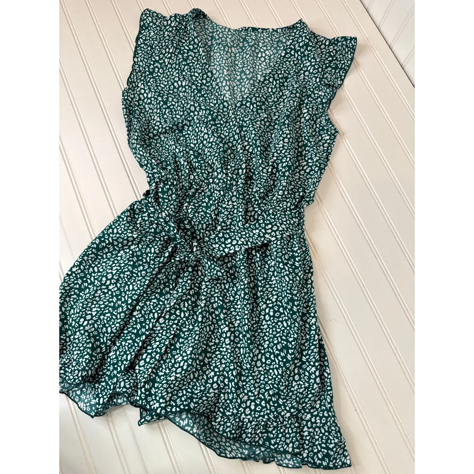 NWT Cupshe Rompers Flutter V-Neck Straight Leg & Halterneck Backless Bundle Sz S - Image 6