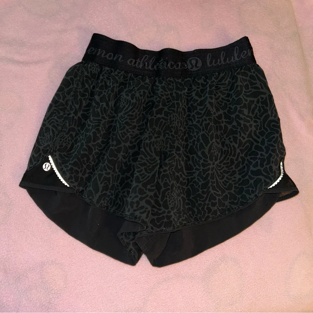 Lululemon Go the Distance Short reversible - Image 3