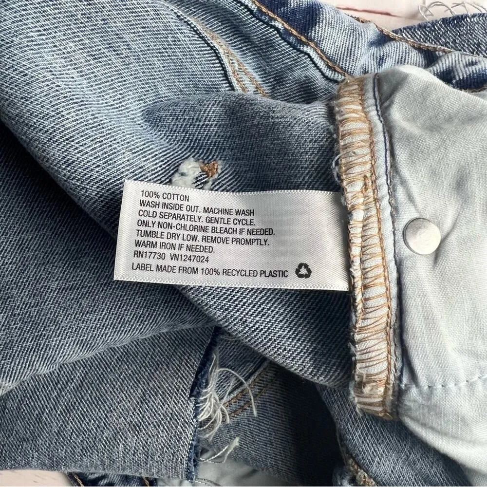 Wild Fable Women's Highest Rise Frayed Hem Distressed Jean Shorts Sz 14 - Image 2