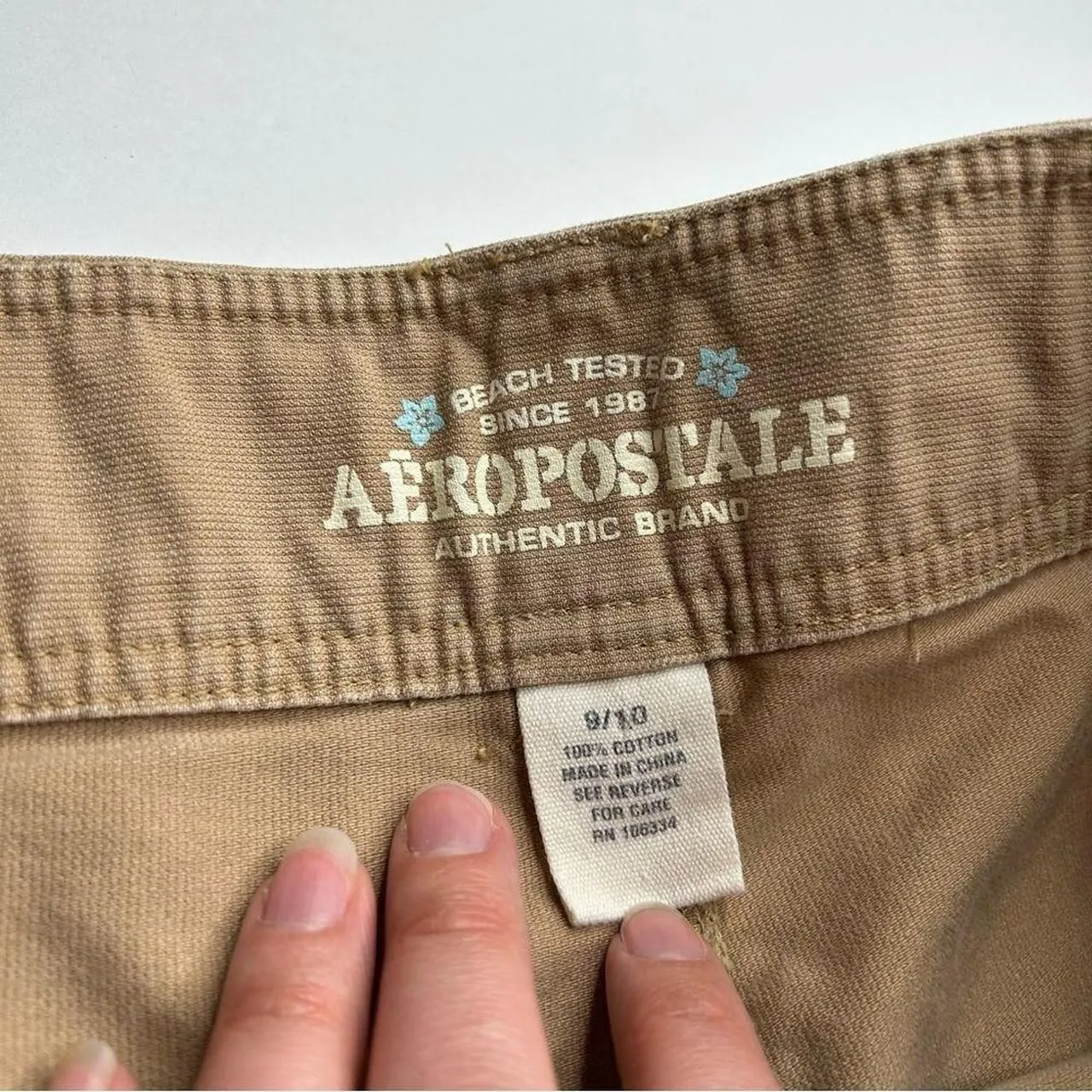 Vintage 2000s Y2K Aeropostale Tan Cargo Shorts Relaxed Fit 9/10 - Image 8