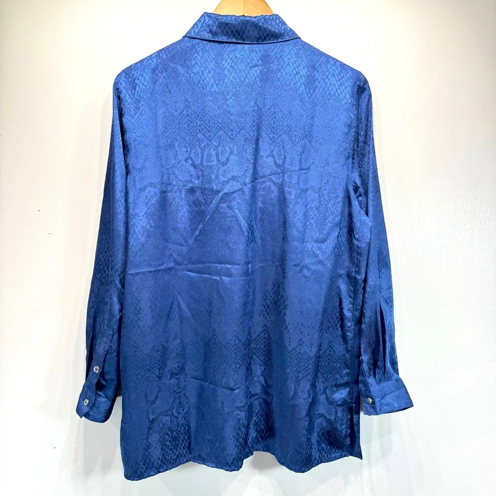 Royal Blue Snakeskin Textured Long Sleeve Button Front Tunic Size M - Image 4