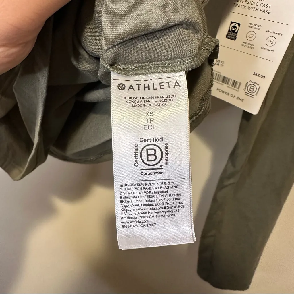 NWT athleta fast track with ease rib reversible top size extra small - Image 6