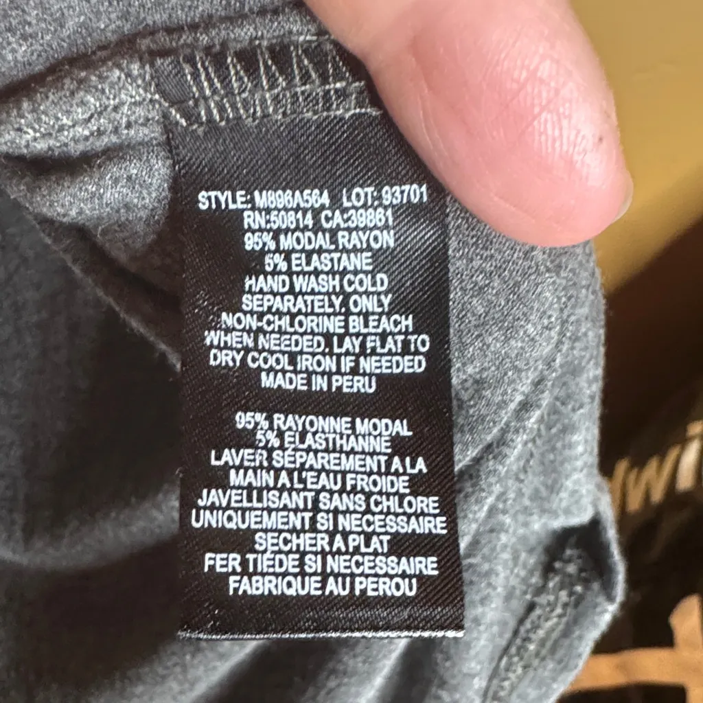 Tahari Gray and Light Gray Jersey Knit Long Sleeve Top Size Medium - Image 3