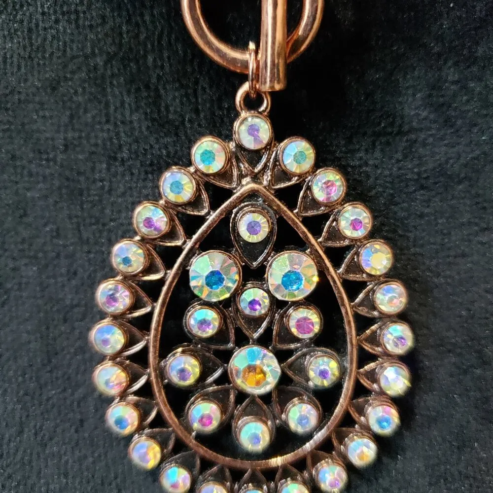 Chilly Bird Women Copper Tone Faceted Rhinestone Pendant Necklace Toggle Clasp White - Image 7