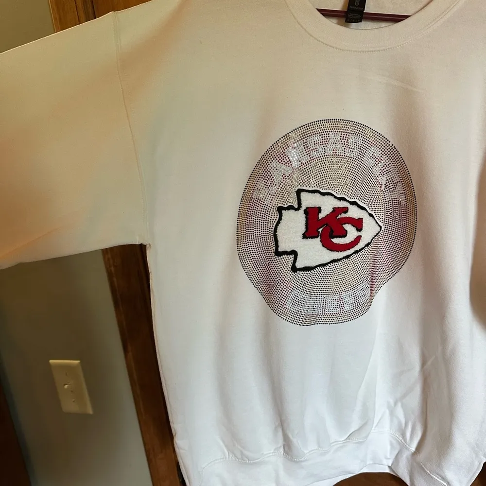 Kansas City Chiefs football sweatshirt! Rhinestone  bling unisex size large! - Image 3