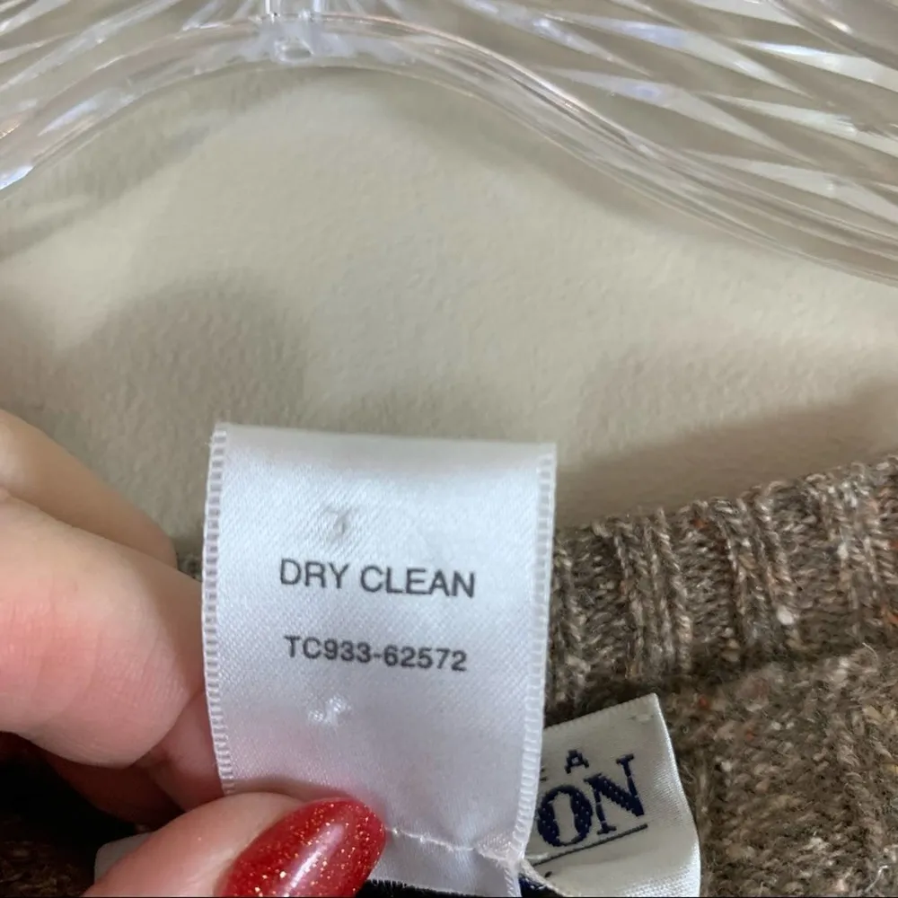 Pendleton Marled Brown Wool Blend Cable Knit V-Neck Sweater - Image 3