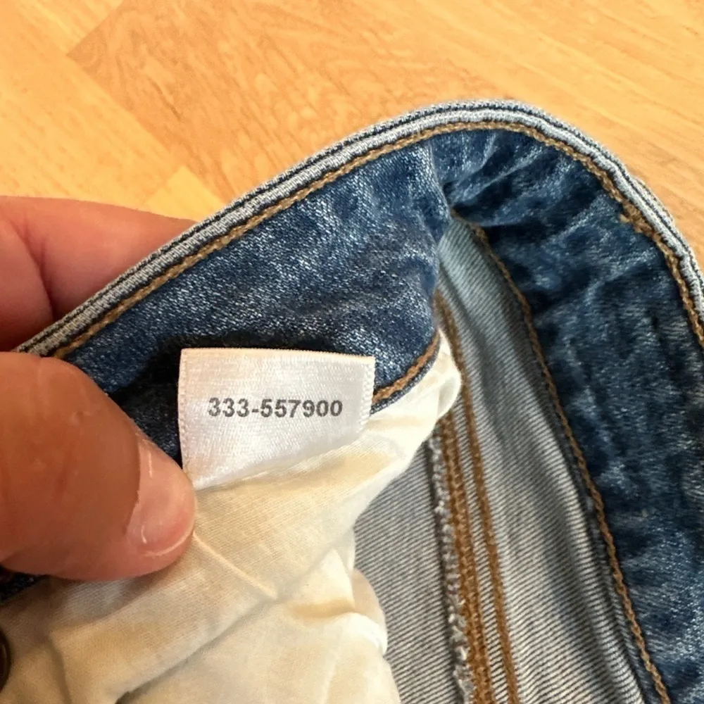 PAIGE jacqueline straight bex embellished cropped ankle jeans size 27 - Image 9