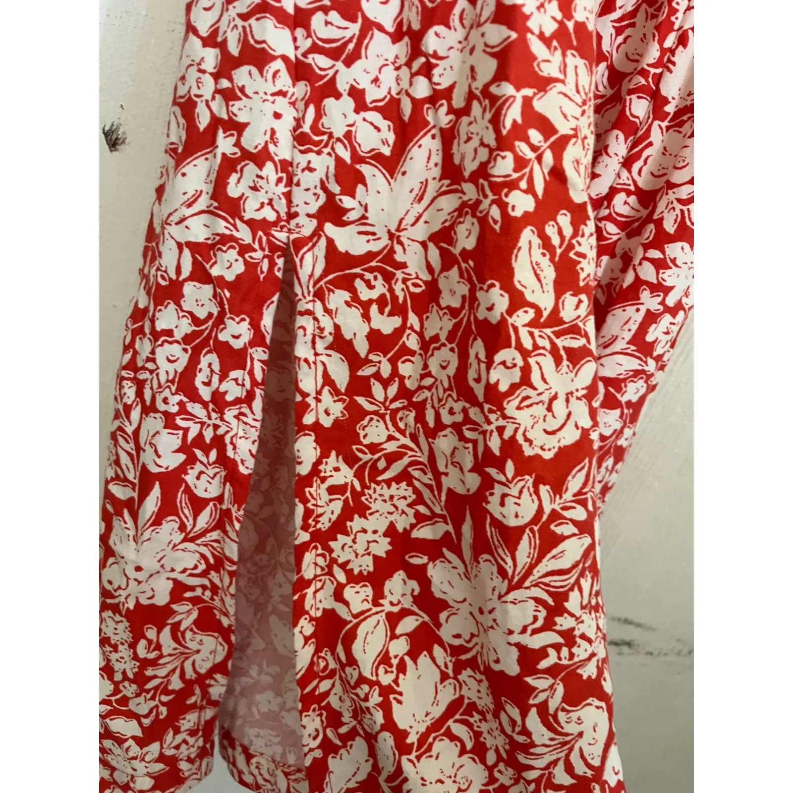 Universal Thread Red Floral Maxi Dress Cut Out Back Slit Cottagecore Sundress S - Image 3