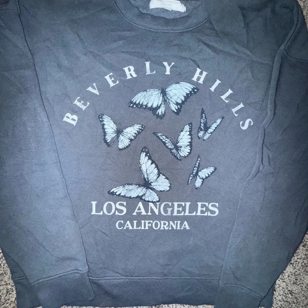 Oversized Beverly Hills Graphic Sweatshirt - Image 3