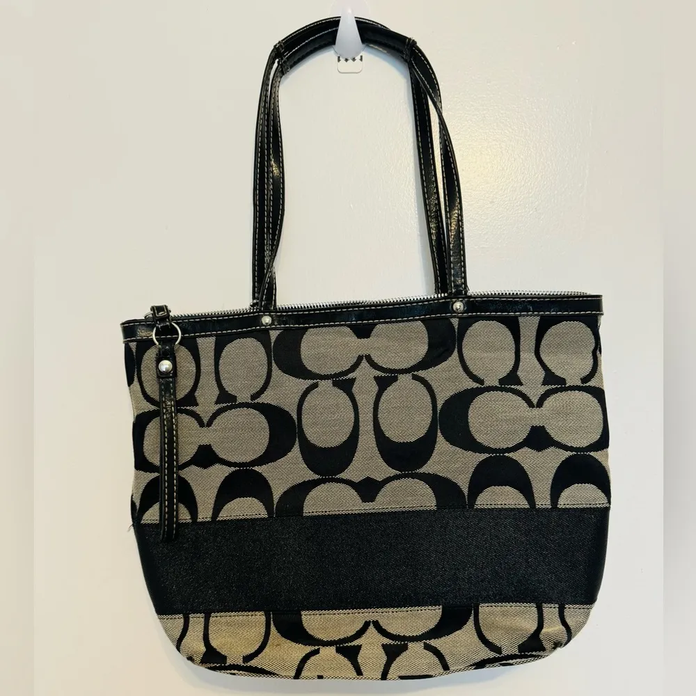 Classic COACH Logo vintage CANVAS & LEATHER TOTE BAG PURSE - Image 2