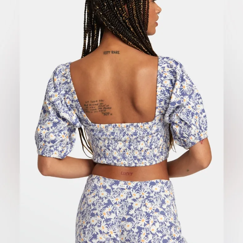RVCA Sunrise Top floral print size small stretchy - Image 4