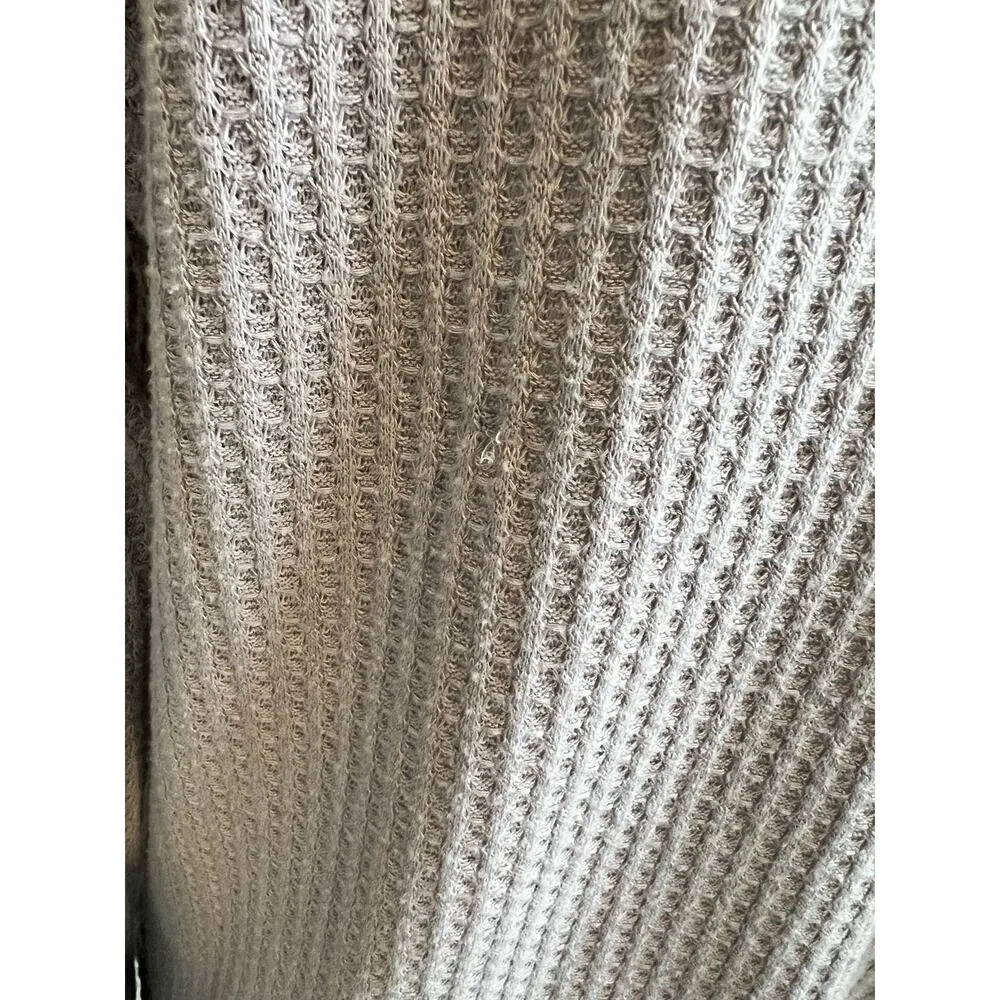 Mudd  Button Up Gray Blouse Small - Image 5