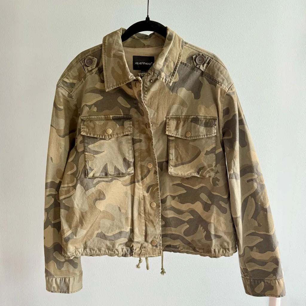 Velvet Heart Lightweight Camo Utility Jacket, Green | Size Large - Image 4
