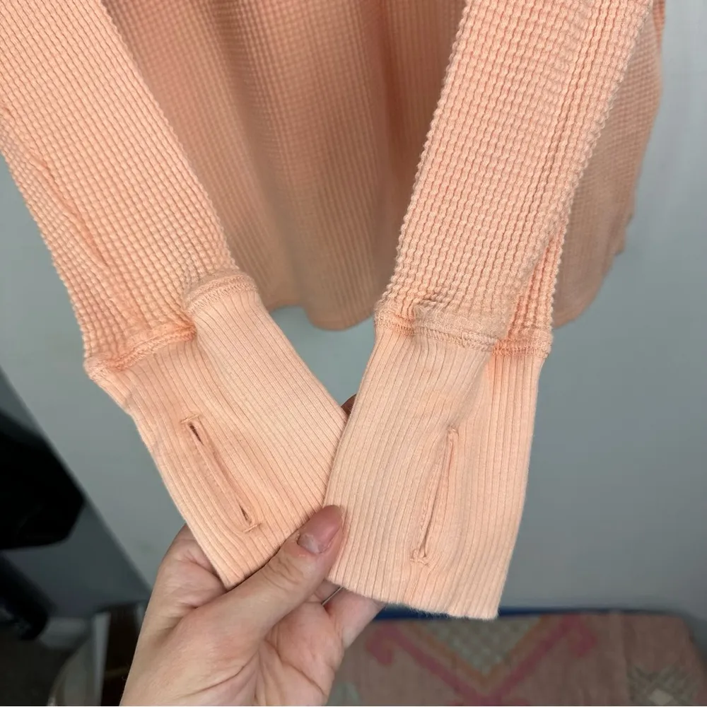 Aerie Dance Club Long Sleeve Thermal Waffle Knit Top Sz Small Peach Disco Ball - Image 16